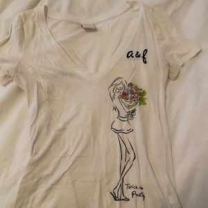 buy1get1 50% off!- Abercrombie kids tee